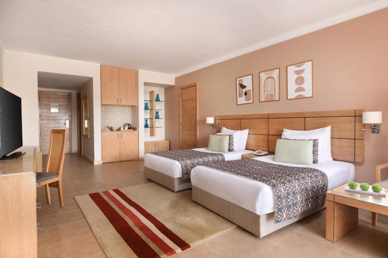 Jaz Little Venice Golf Resort Айн Сохна Екстериор снимка
