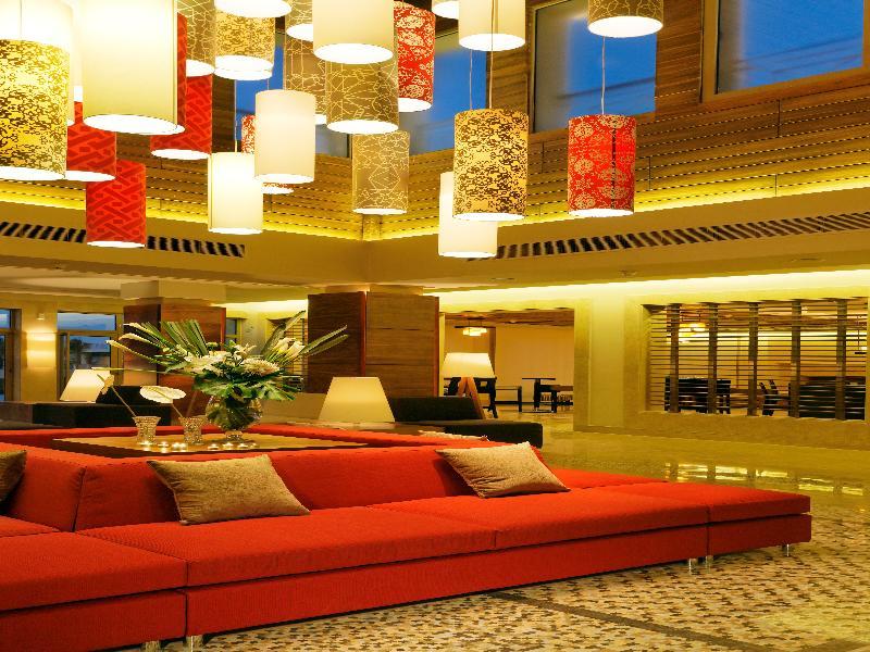 Jaz Little Venice Golf Resort Айн Сохна Екстериор снимка The lobby of the hotel