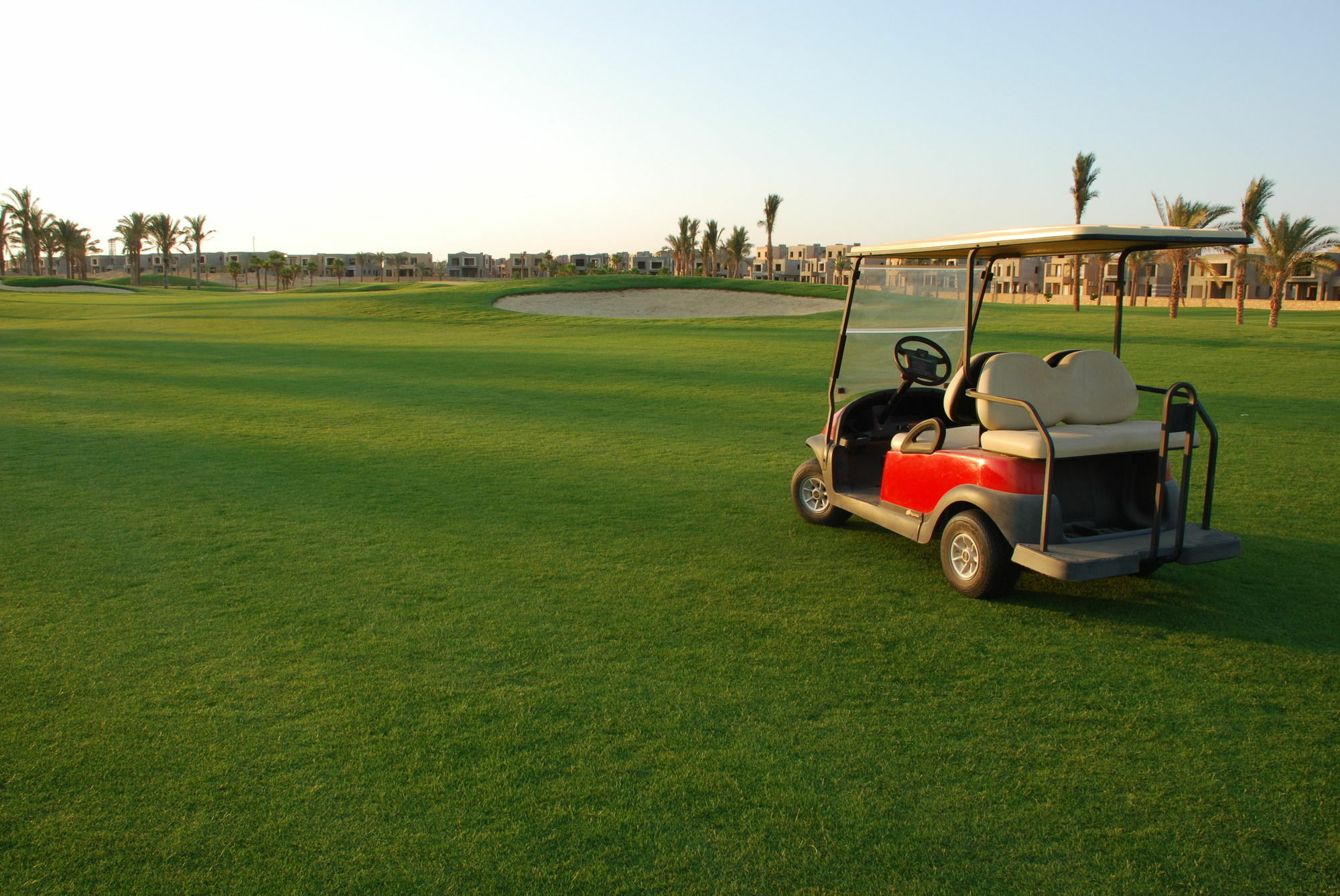 Jaz Little Venice Golf Resort Айн Сохна Екстериор снимка Golf cart